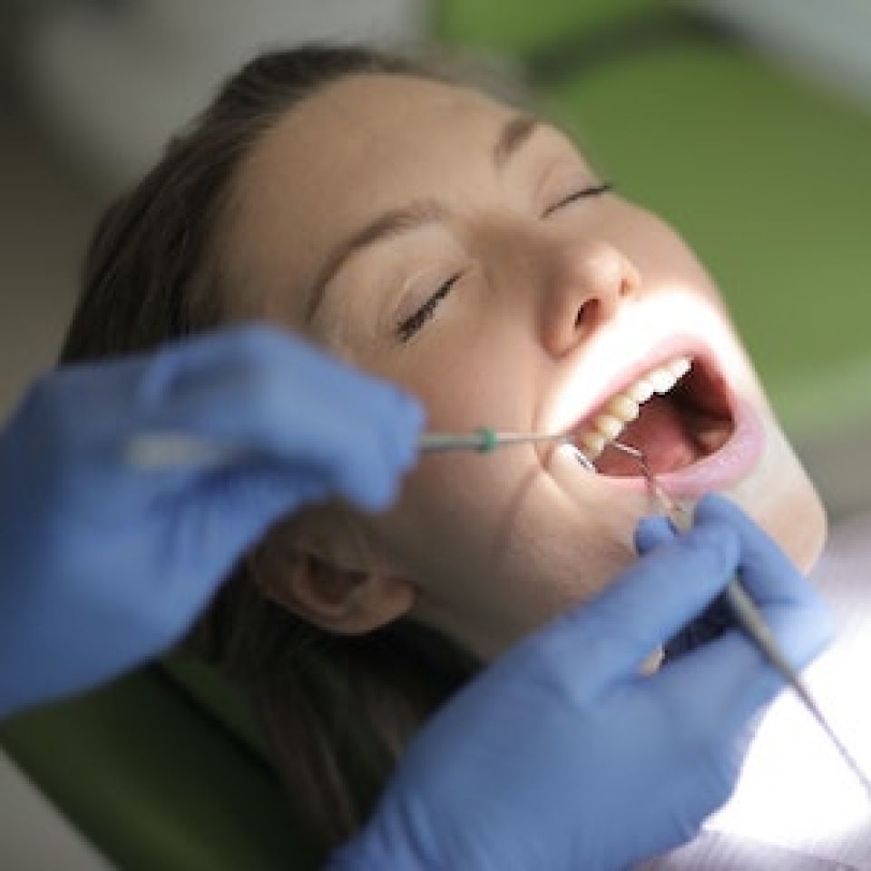 Long-Term Cost-Effectiveness of Dental Implants